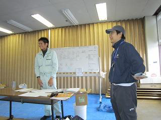 View of the workshop with the volunteer group All Hands